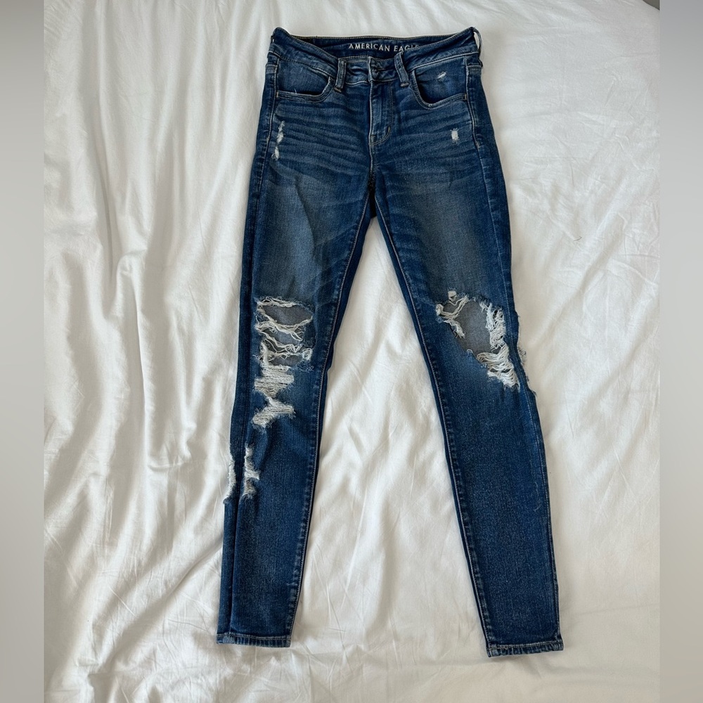 American Eagle Next Level Stretch Women’s Ripped Jeans Women’s Size 4